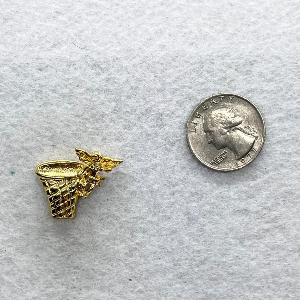🔮 5/$25 Basketball Hoop‎ Angel Pin